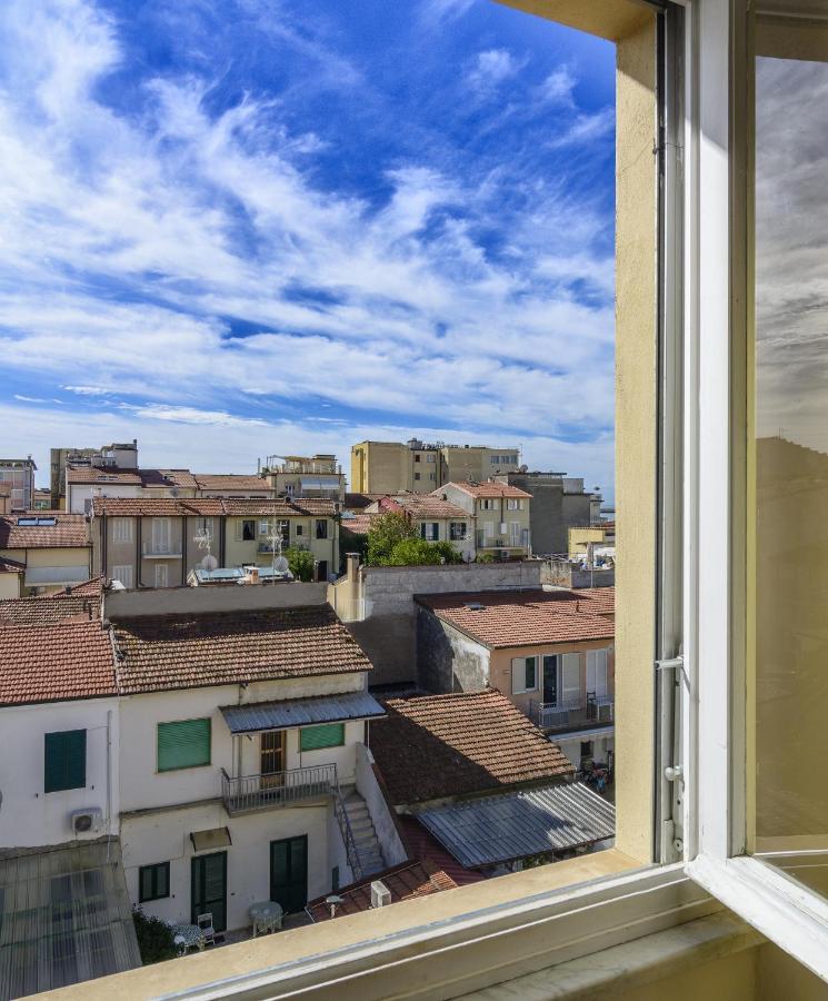 City Hotel Viareggio Kültér fotó