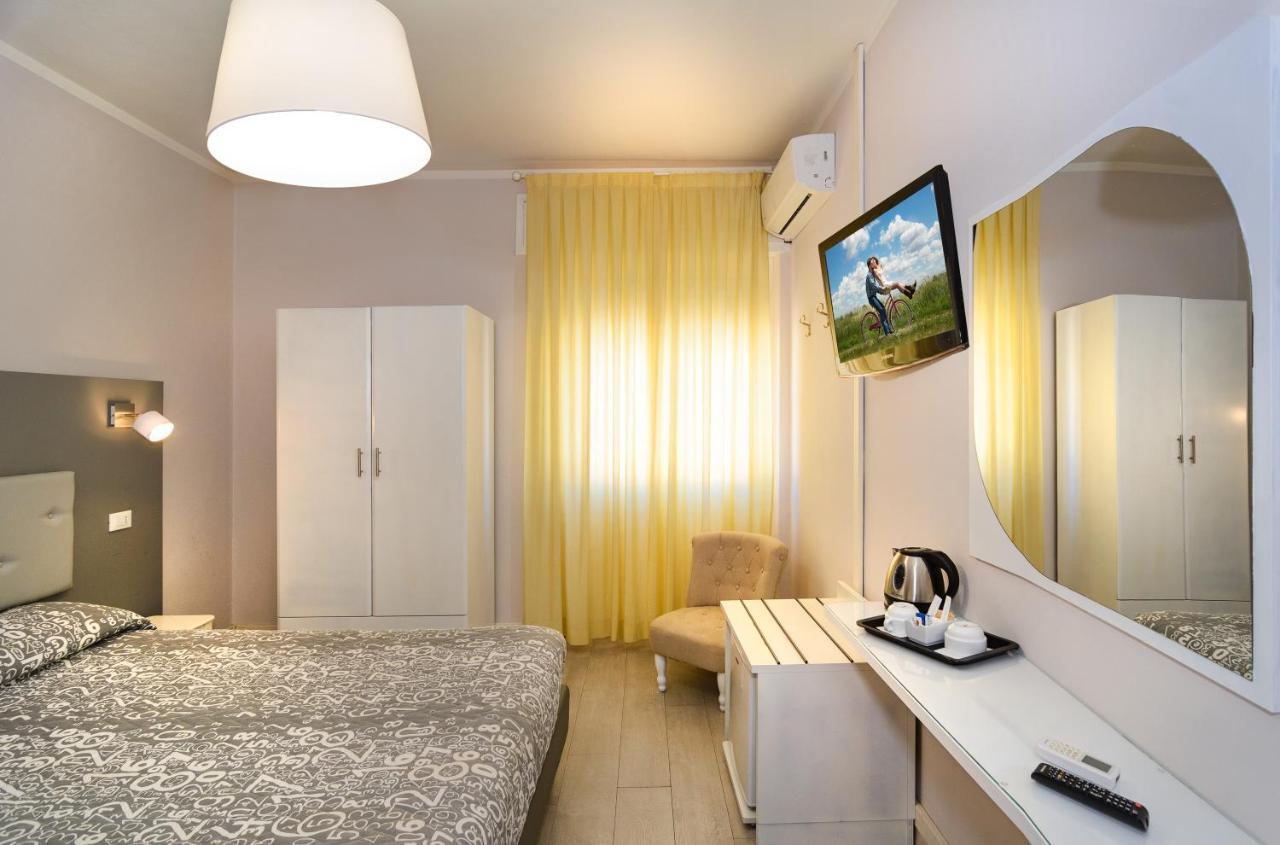 City Hotel Viareggio Kültér fotó